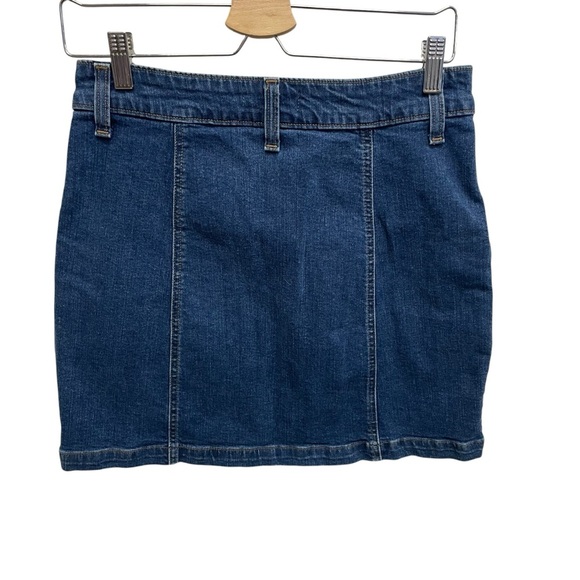 J. Crew Mercantile denim jean mini skirt women’s 4 button up casual classic look - Picture 2 of 6